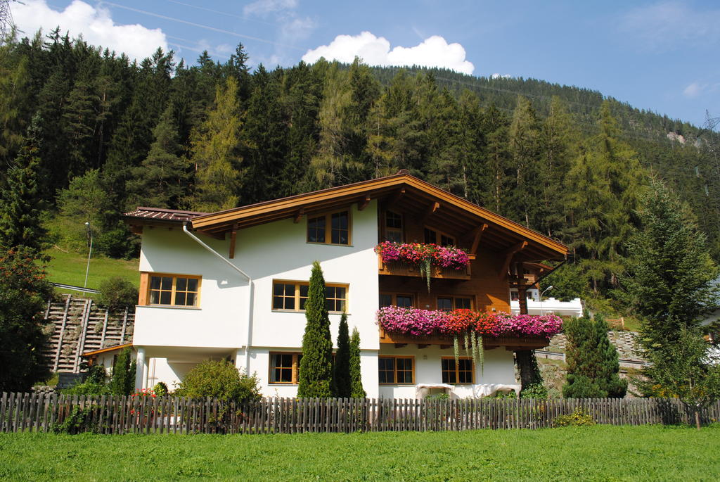 Haus Untergand Apartment Sankt Anton am Arlberg Ngoại thất bức ảnh